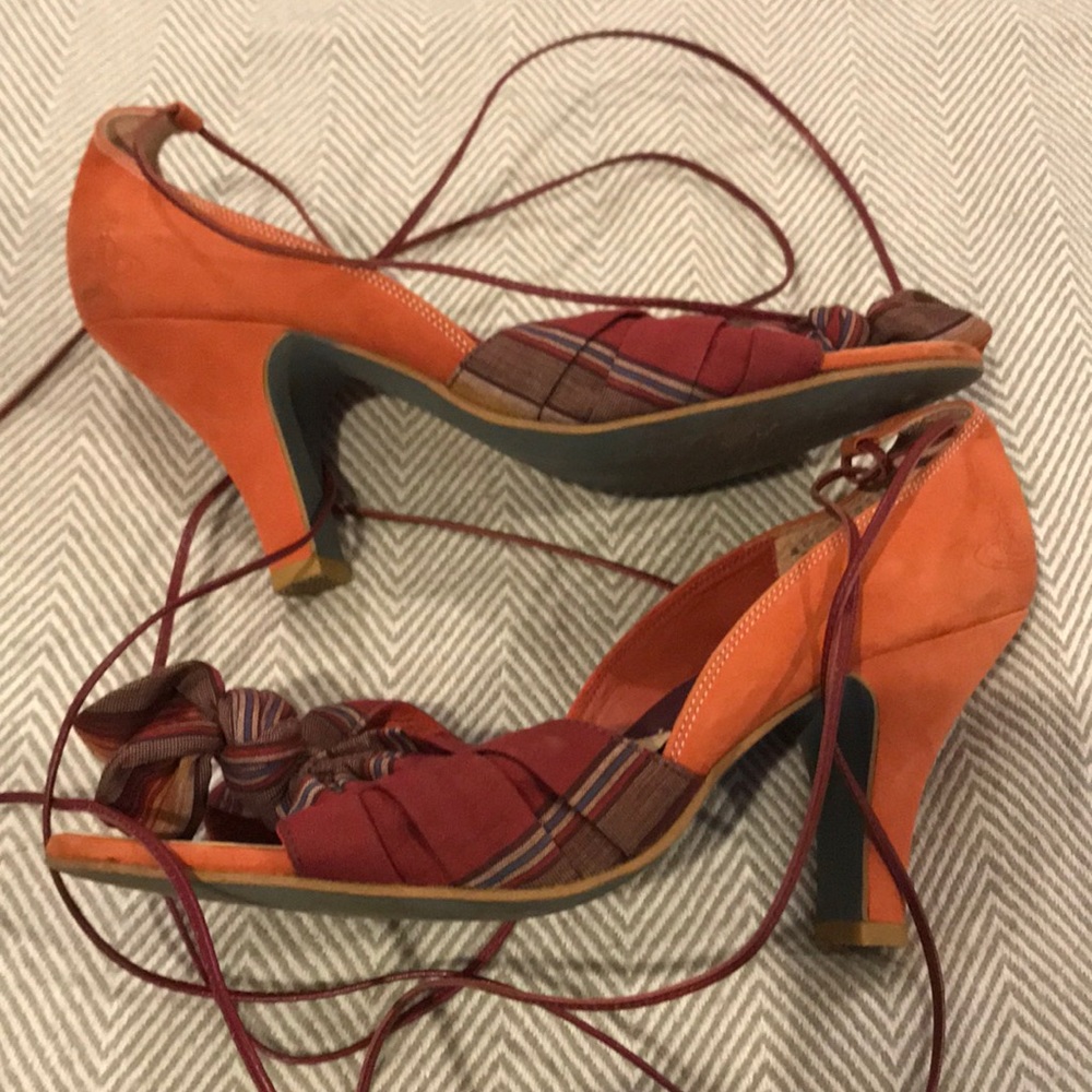 Vivienne Westwood mid 3” heels size 35.5/5.5 US - Picture 2 of 8